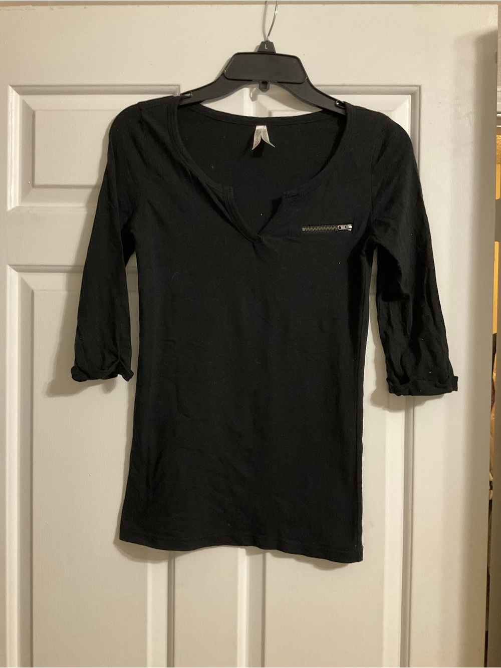 Black Women’s Scoop Neck 3/4 Sleeve Top with Zip Detail